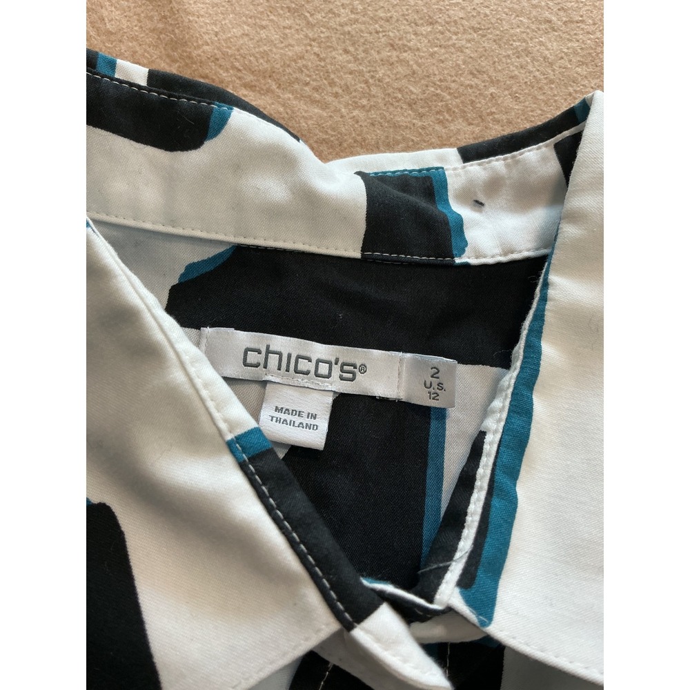 Chico's Button Down Shirt Womens 2 Size 12 White Black Teal Excellent Geometric - Picture 4 of 8